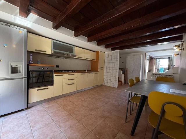 Appartamento in vendita a Verdello, Lombardia