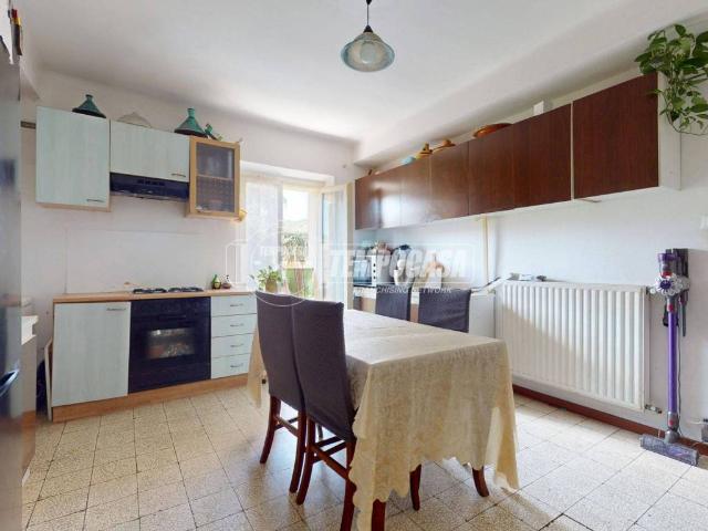 Appartamento in vendita a Vergato, Bologna