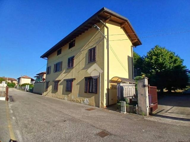 Appartamento in vendita a Sesona, Vergiate