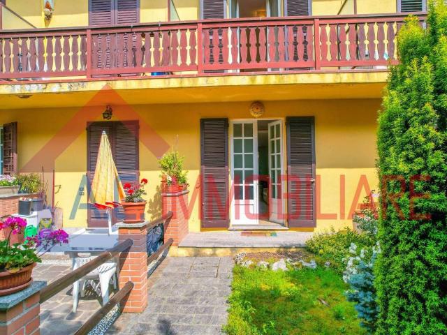 Appartamento in vendita a Vergiate, Lombardia