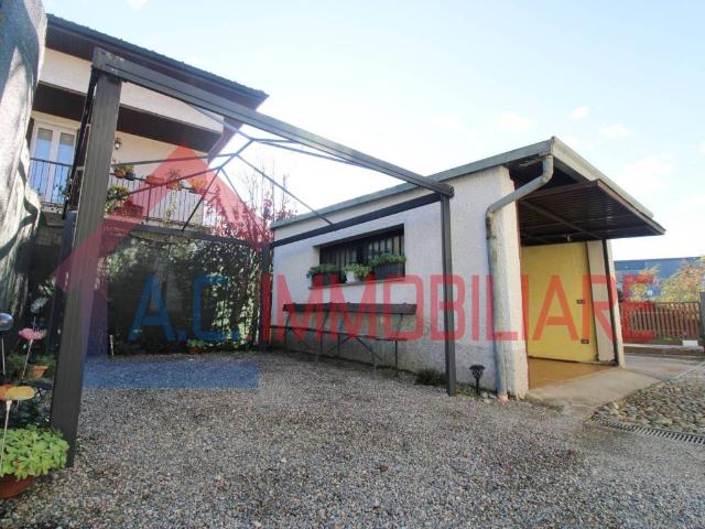Appartamento in vendita a Sesona, Vergiate