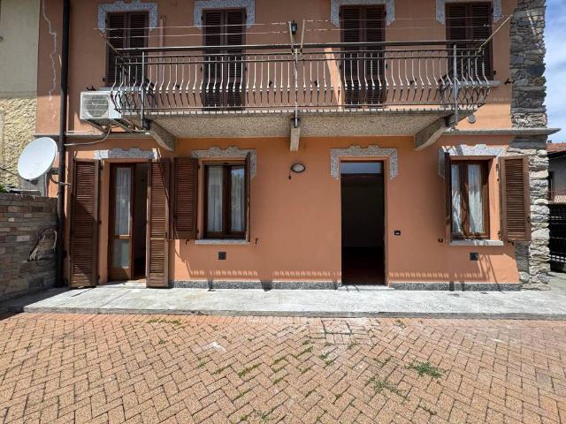 Appartamento in vendita a Sesona, Vergiate