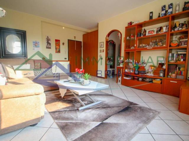 Appartamento in vendita a Sesona, Vergiate