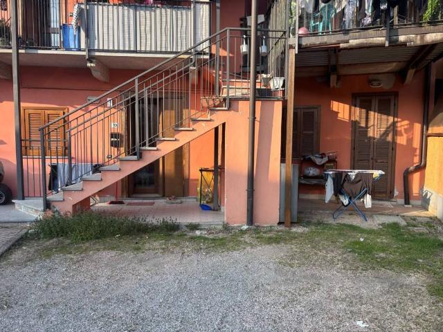 Appartamento in vendita a Sesona, Vergiate