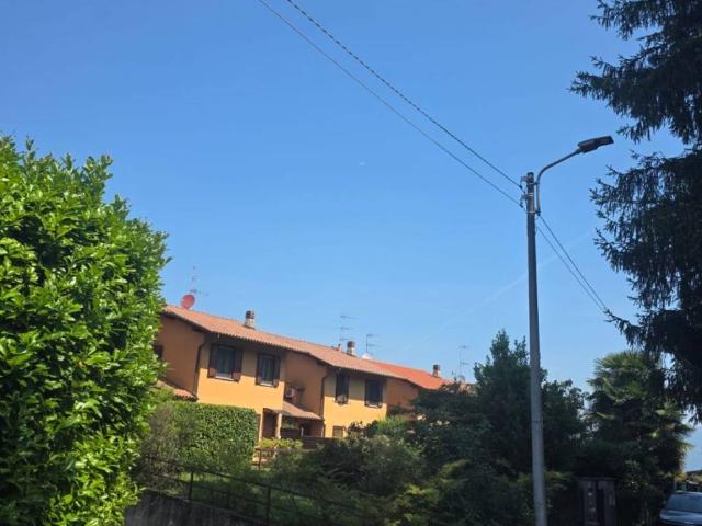 Appartamento in vendita a Vergiate, Lombardia
