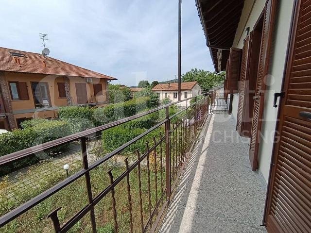 Appartamento in vendita a Vergiate, Lombardia