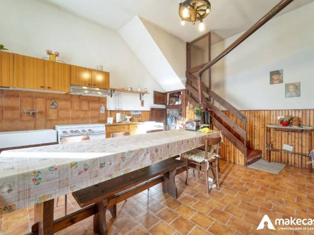 Appartamento in vendita a Vergiate, Varese