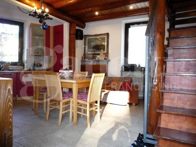 Appartamento in vendita a Vergiate, Lombardia
