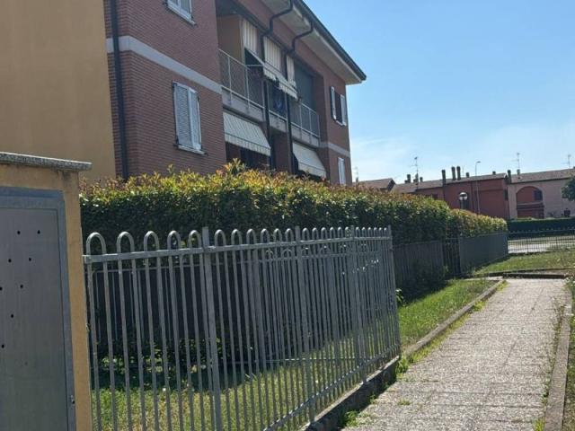Appartamento in vendita a Unione dei Comuni I Fontanili, Zelo Surrigone