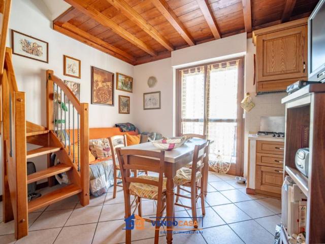 Appartamento in vendita a Tetto Pertus, Piemonte