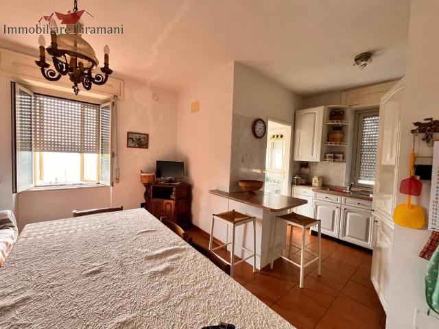 Appartamento in vendita a Vernasca, Reggio Emilia
