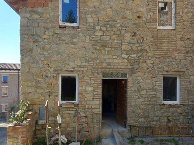 Appartamento in vendita a Vernasca, Reggio Emilia