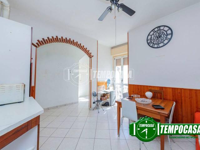 Appartamento in vendita a Vernate, Lombardia