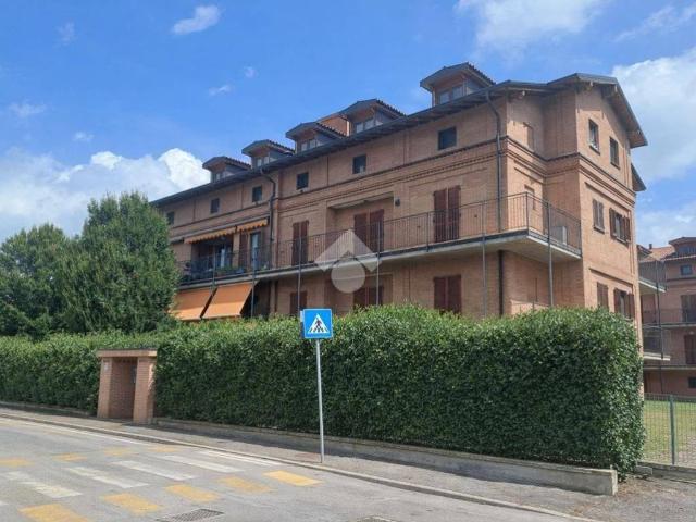 Appartamento in vendita a Vernate, Milano