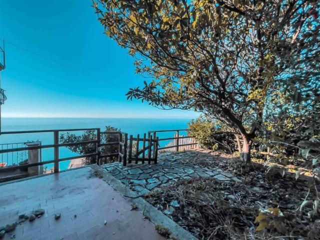 Appartamento in vendita a San Bernardino, Vernazza