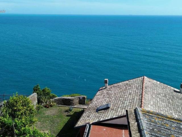 Appartamento in vendita a Vernazza, Liguria
