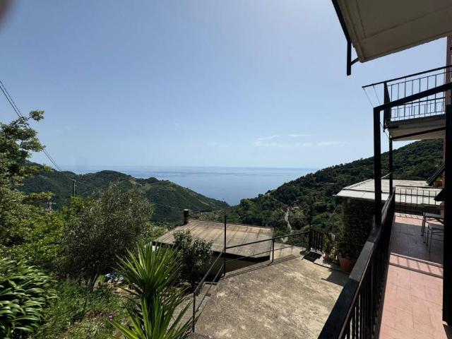 Appartamento in vendita a Borella, Vernazza