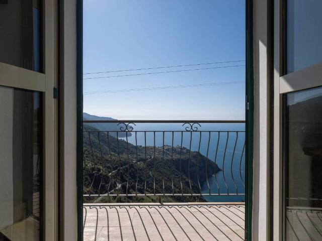 Appartamento in vendita a Vernazza, Liguria