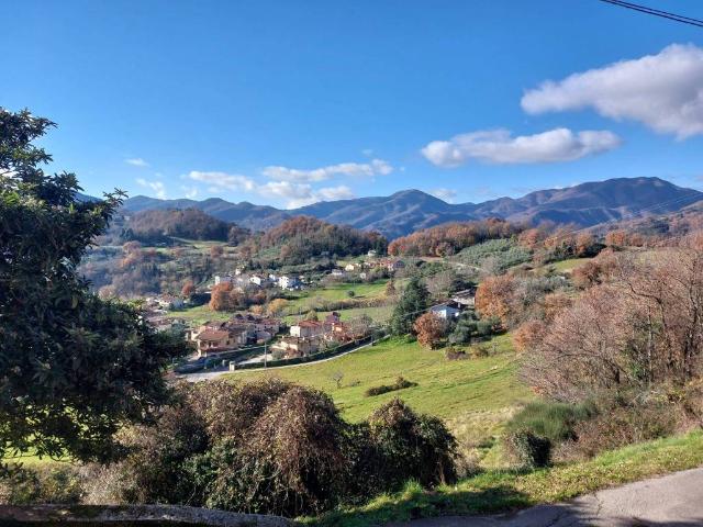 Appartamento in vendita a Sant'Ippolito, Vernio