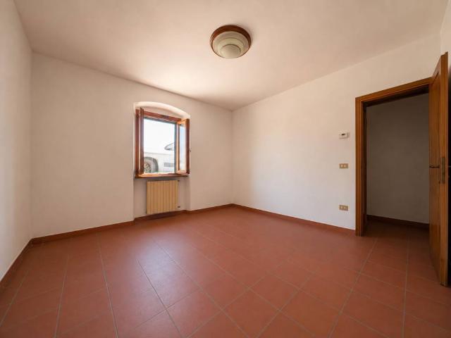 Appartamento in vendita a Vernio, Toscana