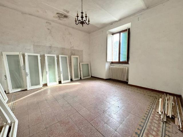 Appartamento in vendita a Vernio