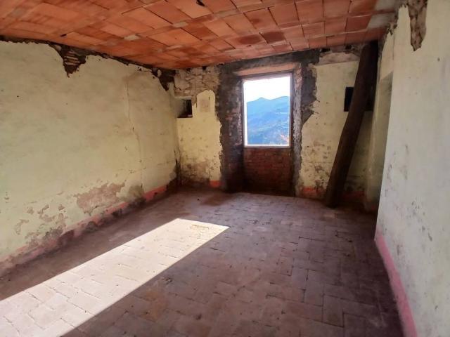 Appartamento in vendita a Sant'Ippolito, Vernio
