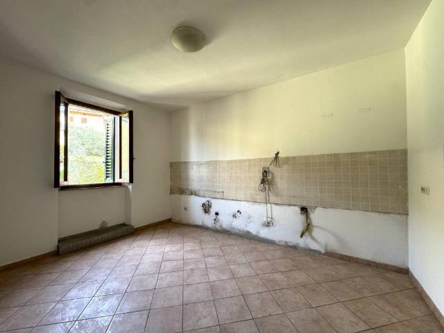 Appartamento in vendita a Mercatale, Vernio