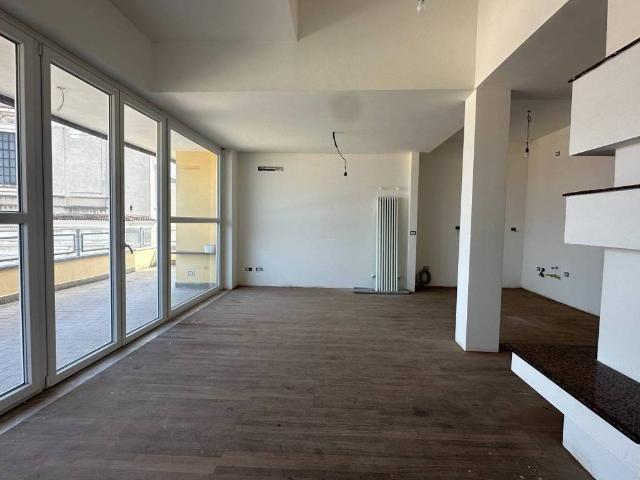 Appartamento in vendita a Verolanuova, Lombardia