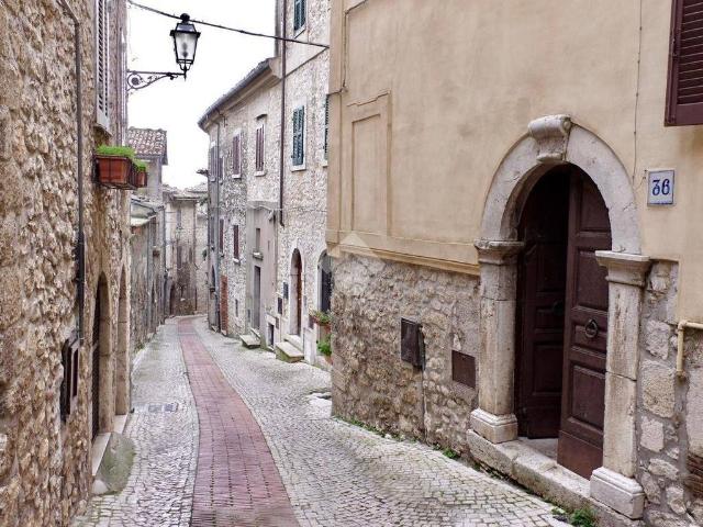 Appartamento in vendita a Veroli, Lazio