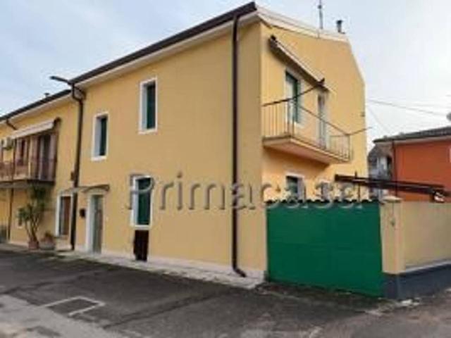 Appartamento in vendita a Ovest, Brenzone
