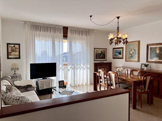 Appartamento in vendita a Ovest, Brenzone