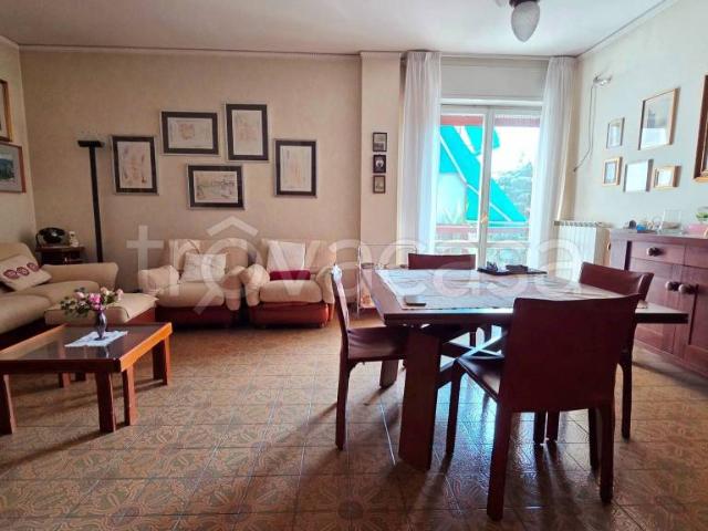 Appartamento in vendita a Ovest, Brenzone