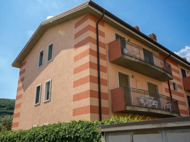 Appartamento in vendita a Nord-Est, Brenzone