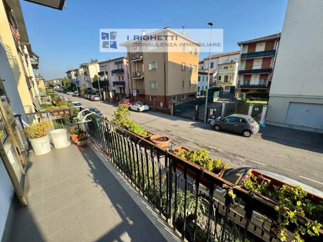 Appartamento in vendita a Ovest, Brenzone