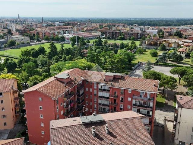 Appartamento in vendita a Est, Brenzone