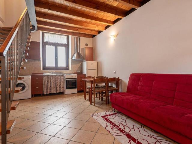 Appartamento in vendita a Sud, Brenzone
