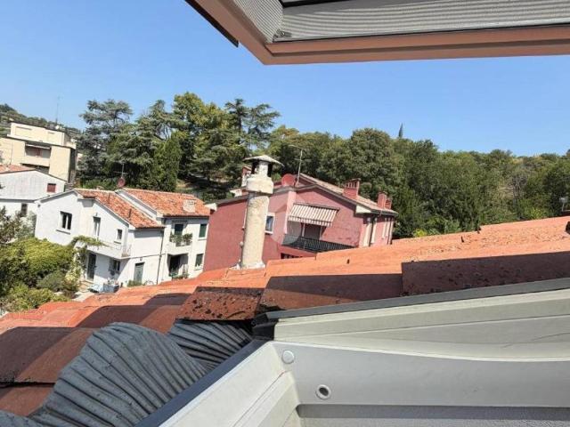 Appartamento in vendita a Nord-Ovest, Brenzone