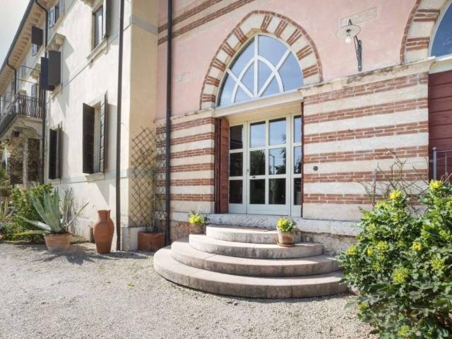Appartamento in vendita a Nord-Est, Brenzone