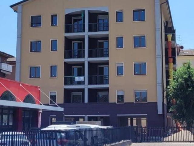 Appartamento in vendita a Sud-Est, Brenzone