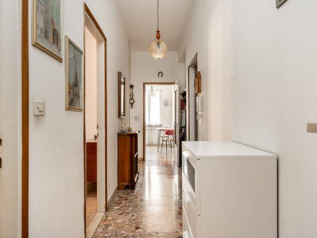 Appartamento in vendita a Est, Brenzone