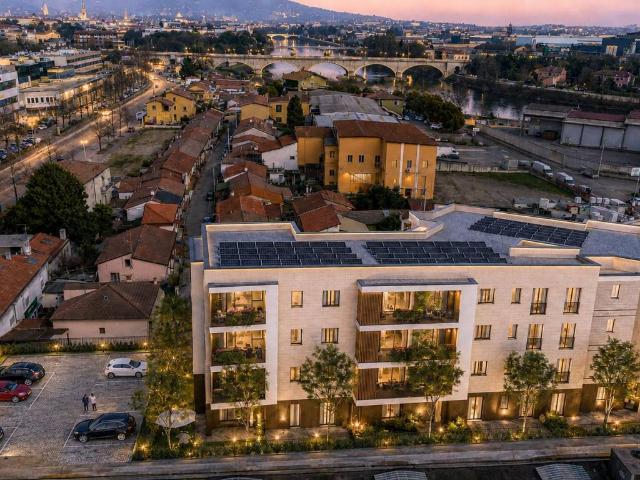 Appartamento in vendita a Borgo Roma, Verona
