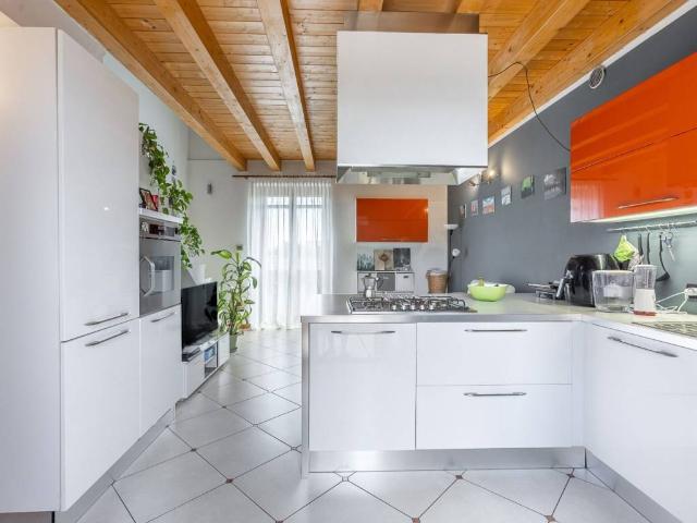 Appartamento in vendita a Sud, Brenzone