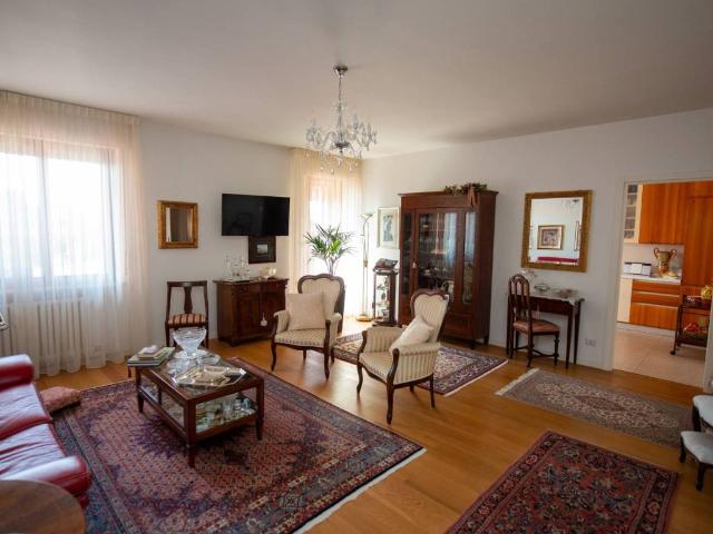 Appartamento in vendita a San Massimo, Verona