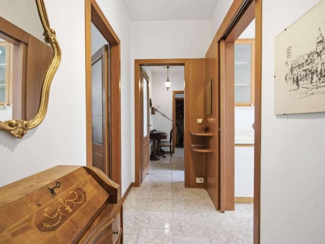 Appartamento in vendita a Ovest, Brenzone