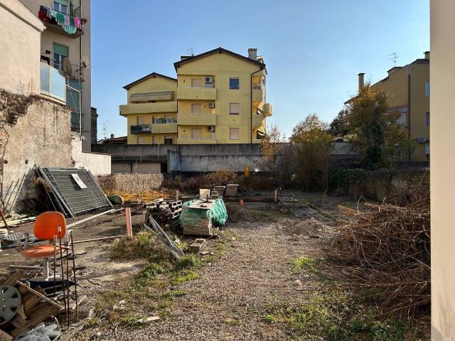 Appartamento in vendita a Sud-Ovest, Brenzone
