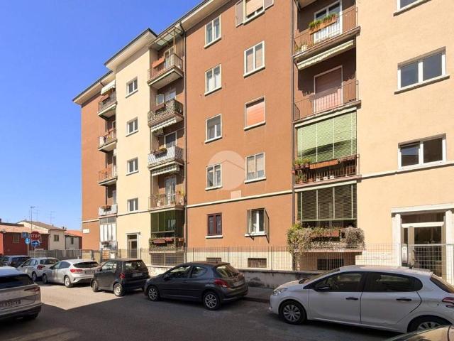 Appartamento in vendita a Sud-Est, Brenzone