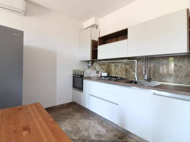 Appartamento in vendita a Sud-Est, Brenzone