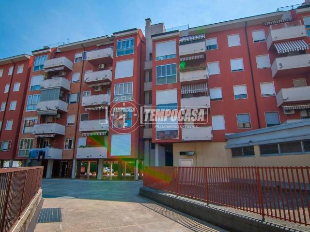 Appartamento in vendita a Est, Brenzone