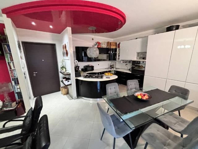 Appartamento in vendita a Sud, Brenzone