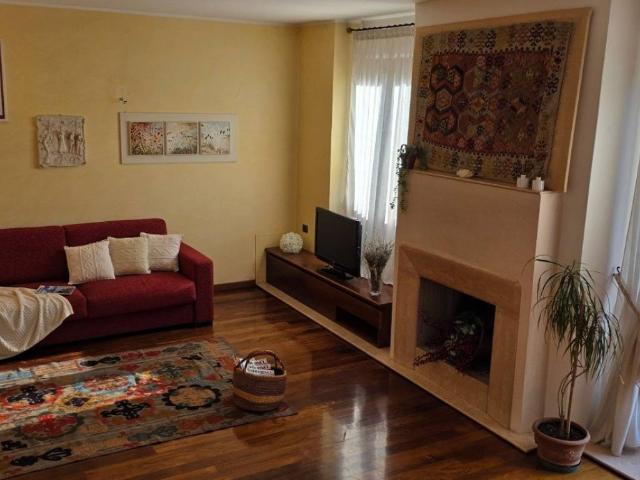Appartamento in vendita a Sud, Brenzone